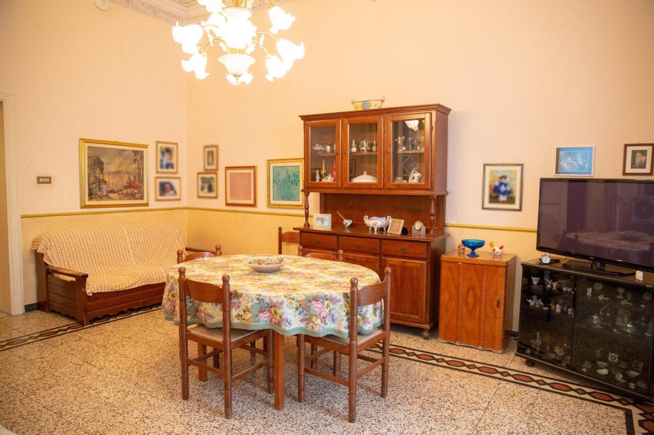 Rivivi Gli Anni '60 Apartman Catania Kültér fotó